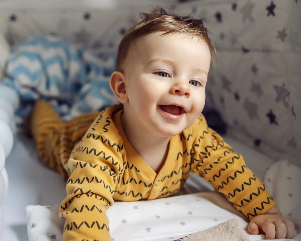 infant sleeper for bed